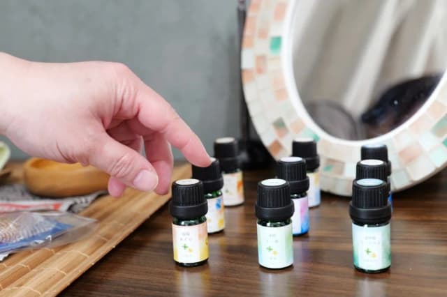 9種のブレンドオイルボトル